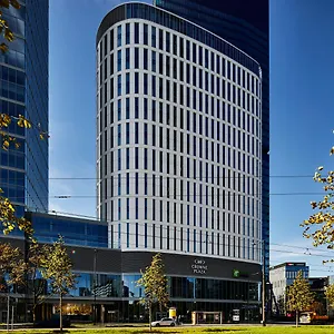 4* Szálloda Crowne Plaza - - The Hub By Ihg