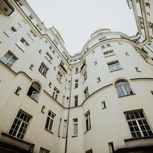 Privatunterkunft Wood Stara Ochota, Warschau