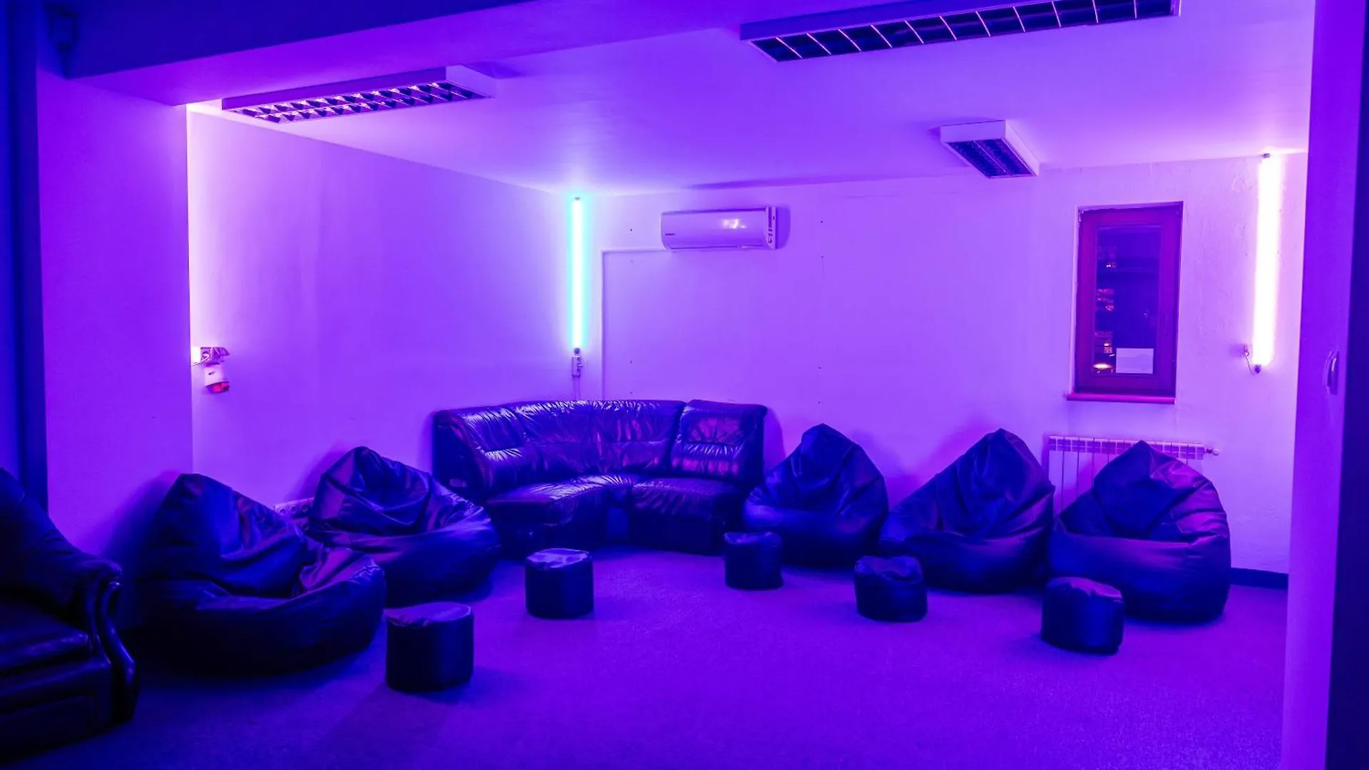 O'Block Eventowy Klimat, Loftowy Styl Villa Warsaw